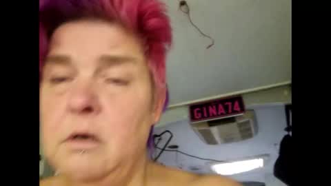 Juicygina  online show from 5, 12, 2024