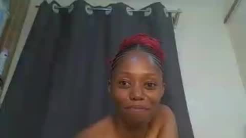 juicygirl_26 online show from 12, 6, 2026
