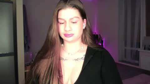Snapshot of juicyhelenx chatting on 22, 4, 2026 Elena online show from 22, 4, 2026