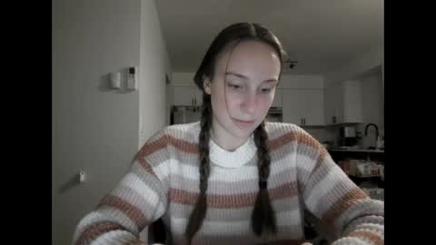 Snapshot of juicysavanah chatting on 28, 11, 2025 Sav online show from 28, 11, 2025