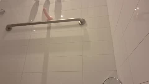 juicystraw online show from 18, 10, 2025