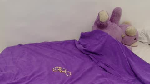 juicyxpink online show from 24, 3, 2026