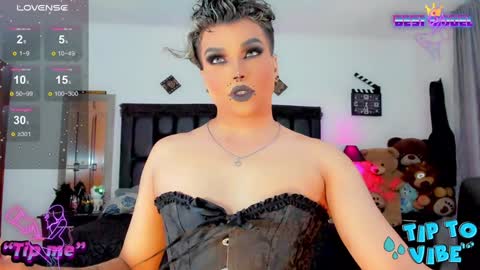 Snapshot of jujubee_lander chatting on 9, 1, 2025 Jujubee online show from 9, 1, 2025