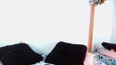 Jules and Gia online show from 29, 12, 2024