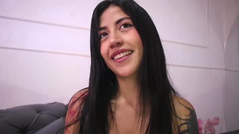 Julees online show from 16, 4, 2026