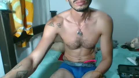 Snapshot of julfigo chatting on 3, 1, 2025 Julfigo online show from 3, 1, 2025