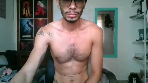 Snapshot of julfigo chatting on 6, 1, 2025 Julfigo online show from 6, 1, 2025