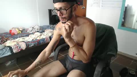 Snapshot of julfigo chatting on 16, 1, 2025 Julfigo online show from 16, 1, 2025