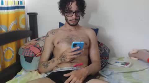 Snapshot of julfigo chatting on 23, 10, 2025 Julfigo online show from 23, 10, 2025