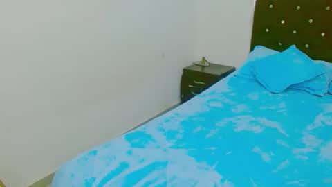  Juliana Torres  online show from 20, 11, 2025