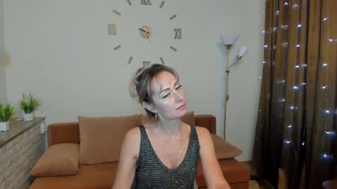 Snapshot of julia__cherry_ chatting on 24, 12, 2024 julia__cherry_ online show from 24, 12, 2024