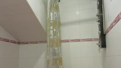 julia_giulia online show from 5, 11, 2025