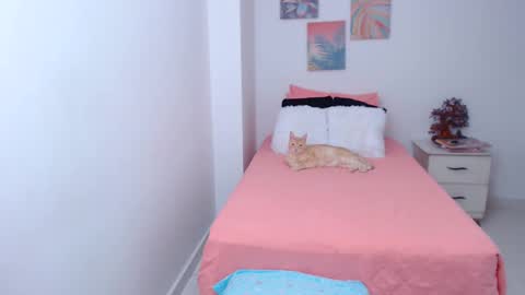 julia online show from 6, 3, 2025