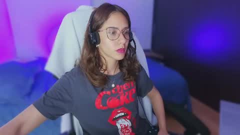 Julia Schedule 10 pm to 4  am GTM-5 online show from 15, 4, 2026