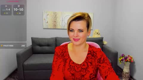 Snapshot of julia_wilsons chatting on 8, 11, 2025 Julia online show from 8, 11, 2025