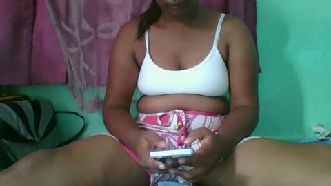 Snapshot of juliah02 chatting on 7, 2, 2025 juliah02 online show from 7, 2, 2025