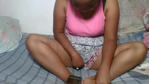 Snapshot of juliah02 chatting on 8, 3, 2025 juliah02 online show from 8, 3, 2025