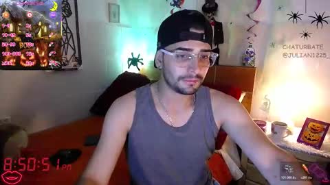 Snapshot of julian1225_ chatting on 21, 10, 2025 Julian online show from 21, 10, 2025
