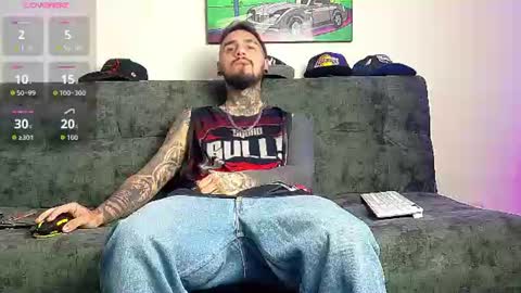 Julian independent model online show from 11, 7, 2026