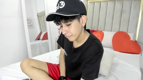 Julian online show from 9, 2, 2026