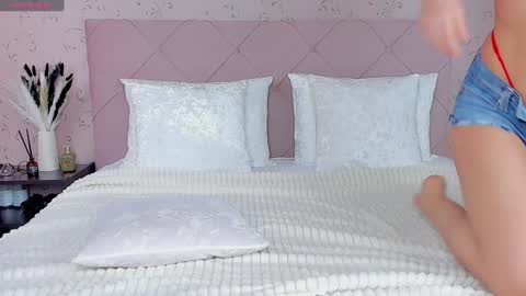 Snapshot of juliana_browns chatting on 14, 12, 2024 Juliana online show from 14, 12, 2024