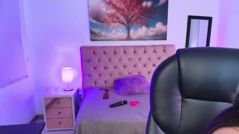  JULIANA CASTRO online show from 15, 11, 2025