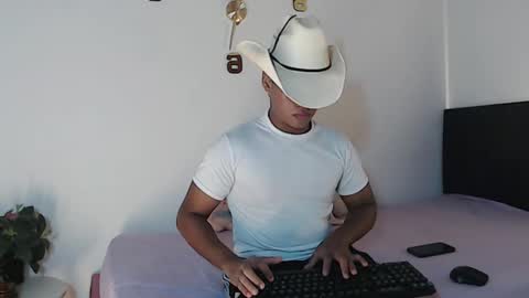 Juliann online show from 17, 10, 2025