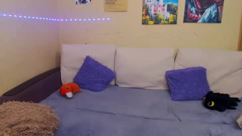 Jul online show from 3, 3, 2025