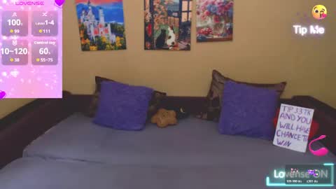Snapshot of juliasane_ chatting on 8, 6, 2026 Jul online show from 8, 6, 2026