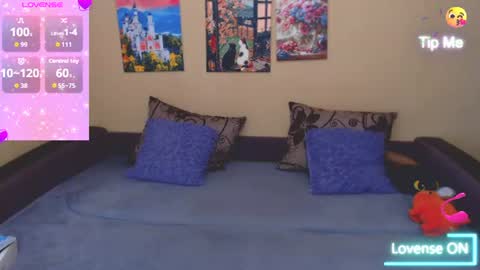 Snapshot of juliasane_ chatting on 22, 6, 2026 Jul online show from 22, 6, 2026