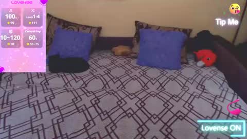 Snapshot of juliasane_ chatting on 7, 7, 2026 Jul online show from 7, 7, 2026