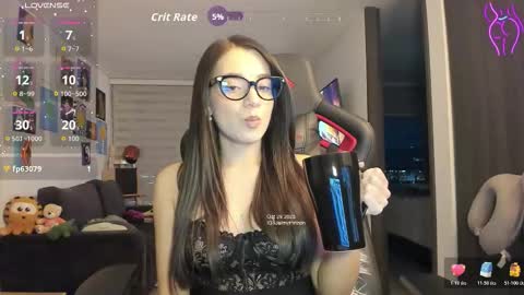 Snapshot of julidavila chatting on 29, 10, 2025 Jeimy Help me to reach 100 thumbs up online show from 29, 10, 2025