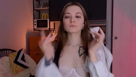 julidropp online show from 1, 12, 2025