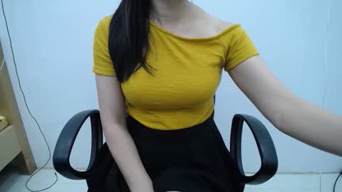 julie9x online show from 3, 5, 2026