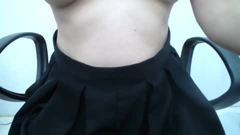 julie9x online show from 11, 5, 2026