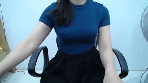 julie9x online show from 25, 5, 2026