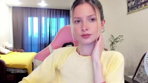 Snapshot of julie_flores chatting on 12, 6, 2026 Julie online show from 12, 6, 2026