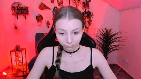 juliedaniel online show from 7, 4, 2026