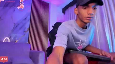 Julien online show from 3, 11, 2025