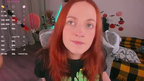 Snapshot of juliet_schoolgirl chatting on 29, 10, 2025 Juliet online show from 29, 10, 2025