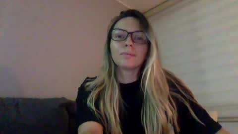 Snapshot of julieta0623 chatting on 15, 7, 2026 julieta0623 online show from 15, 7, 2026