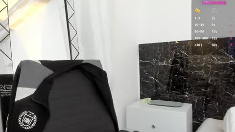 Juli online show from 13, 1, 2025