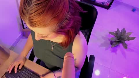 Snapshot of julieta_alves chatting on 15, 4, 2026 July online show from 15, 4, 2026