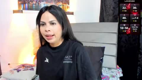 Snapshot of julieta_coopeer_ chatting on 2, 7, 2026 Julieta online show from 2, 7, 2026