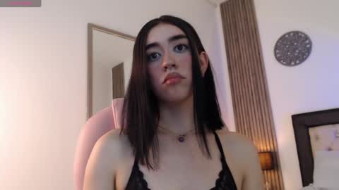 Snapshot of julieta_de_los_angeles chatting on 9, 12, 2024 Julieta online show from 9, 12, 2024