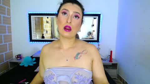 Snapshot of julieta_rodriguez chatting on 21, 12, 2024 Julieta Rodriguez online show from 21, 12, 2024