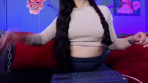 Snapshot of julieta_russell chatting on 20, 2, 2025 Julieta online show from 20, 2, 2025