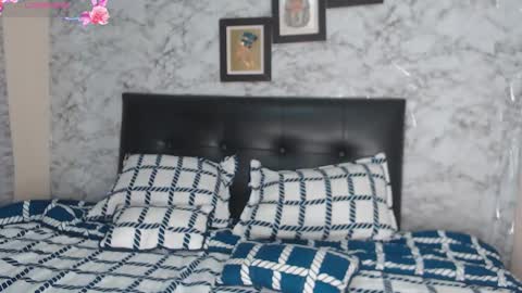 Snapshot of julietahazze_ chatting on 14, 12, 2025 Julietahazze online show from 14, 12, 2025