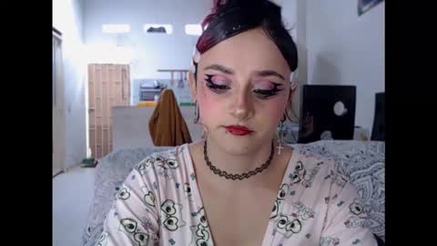 Julieta Jaguar online show from 18, 4, 2026