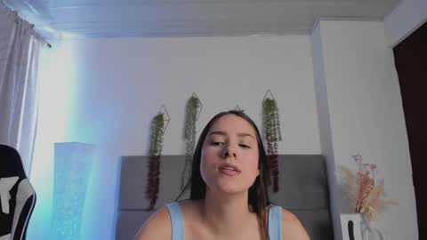 Snapshot of julietasnoow chatting on 26, 4, 2026 Julieta Snow online show from 26, 4, 2026